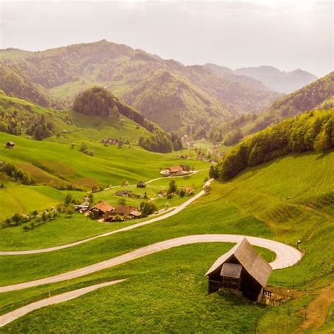 10 Best Tips For Solo Travel After You Retire