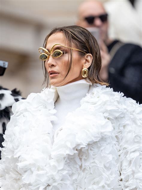 Jennifer Lopez debuted a radical haircut for couture week | Vogue India