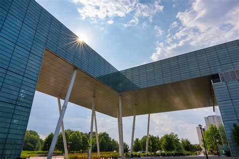 Rutgers' Innovative Courses | Rutgers-New Brunswick