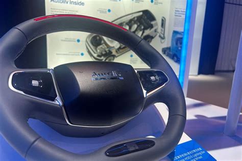 Autoliv Beats Profit Estimates, Recoups 75% of Tariff Costs in Q3