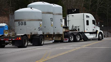 Oak Ridge, Tennessee ships 80,000 pounds of nuclear waste to isolation ...