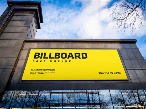 Banner In Mall Mockup Psd