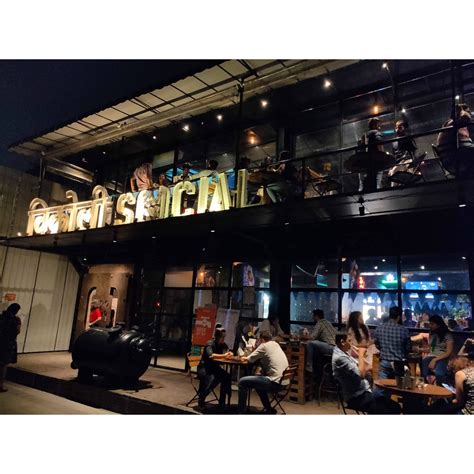 Your Not-So-Typical Social Located Inside The Godrej Premises | LBB