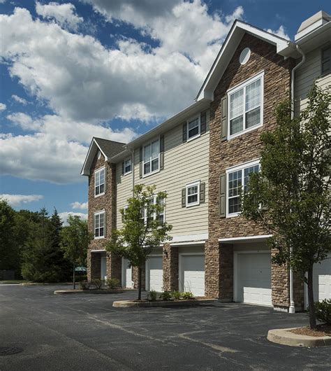 Photos and Tours of Lenox Farms | Braintree MA