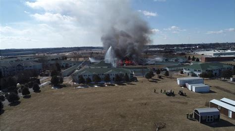 Exploding Beaver Dam 的图像结果