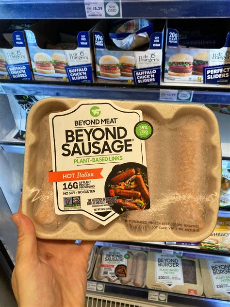 30 Plant-Based and Vegan Meat Alternatives at Whole Foods — Sustainable ...