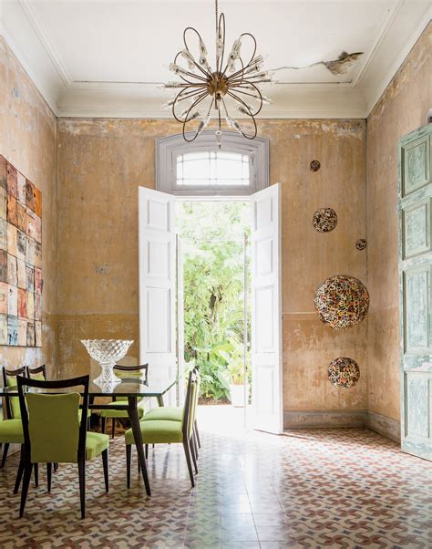 A Grand Havana Home - The New York Times