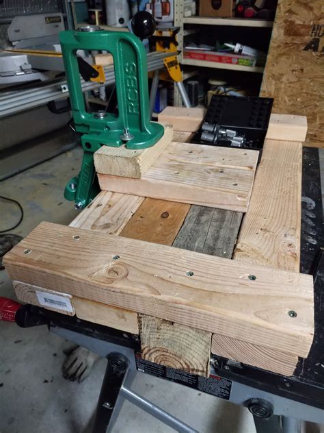 Homemade Portable Reloading Bench with Safe 的图像结果