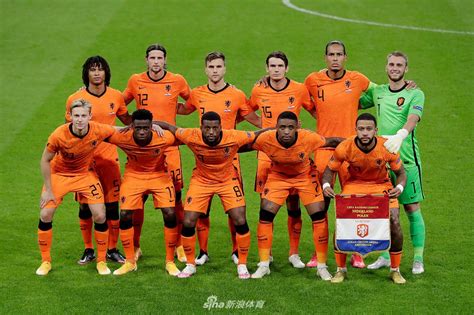 欧国联第四轮意大利1:1荷兰，佩莱格里尼与范德贝克各进一球 - 风暴体育