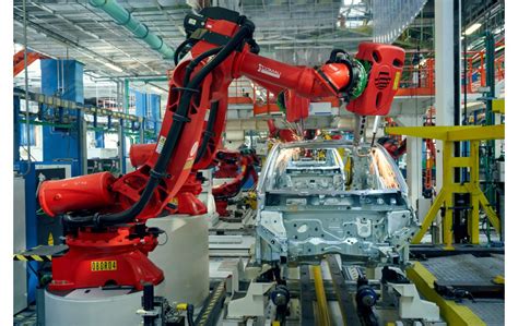 Stellantis conclut avec succès la transaction Comau | Corporate ...