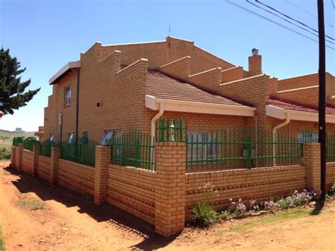 HAE BED & BREAKFAST (Maputsoe) - B&B Reviews, Photos, Rate Comparison ...