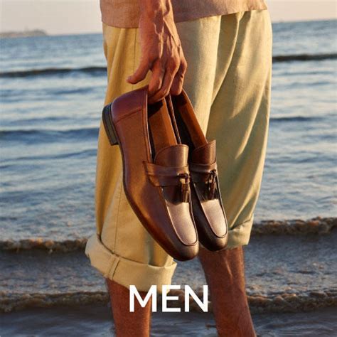 Buy Regal Shoes and Footwear Online in India