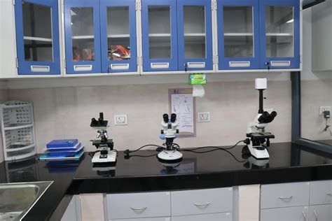 National Avian Forensic Laboratory | Sacon