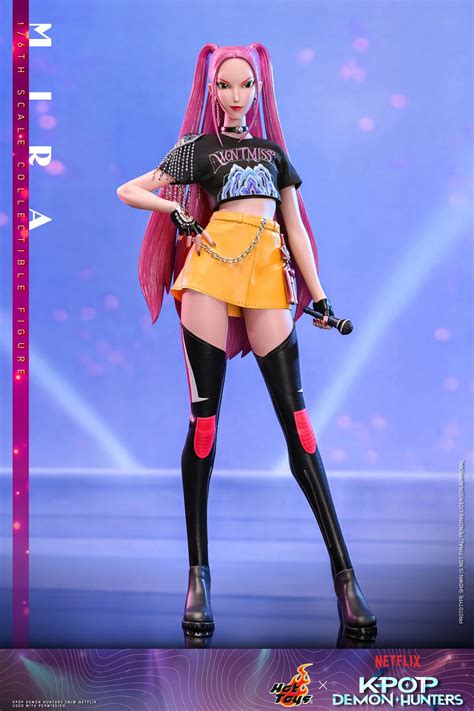 Slideshow: Hot Toys' KPop: Demon Hunters Figures - Image Gallery