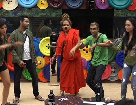 #BB11 The Mata Ji of House Turns Rapper and Entertains Housemates ...