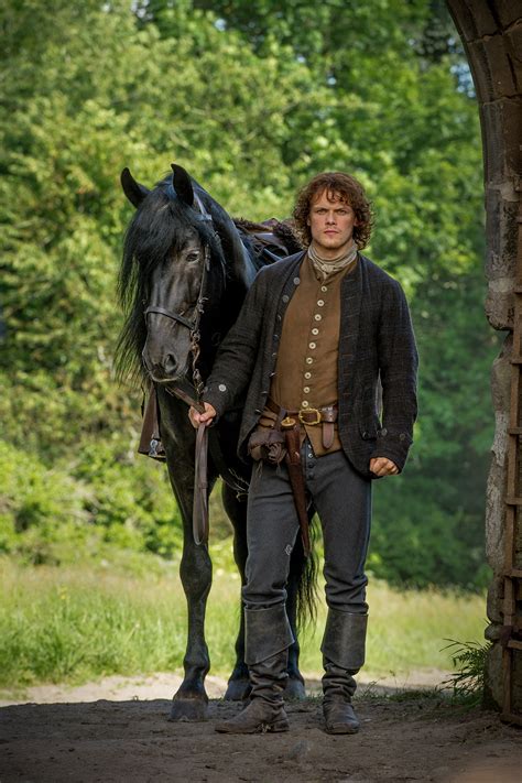 Outlander Latest Interview 的图像结果