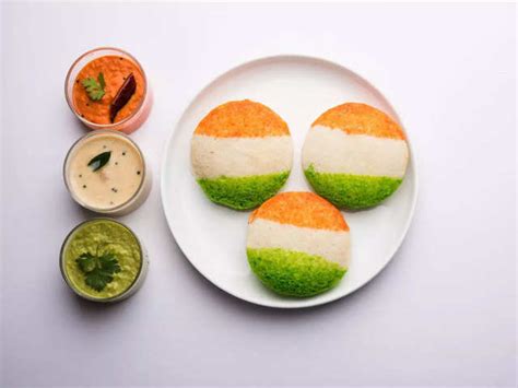 Independence Day: Ideas to celebrate freedom at home - Flag hoisting ...