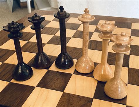 Chess Piece Patterns 的图像结果