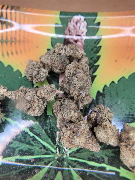 MAC V2 Marijuana Strain Information & Reviews | AllBud