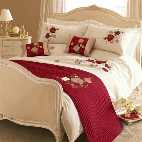 Just Contempo RED & CREAM LUXURY DUVET COVER - Embroidered Cotton Blend ...