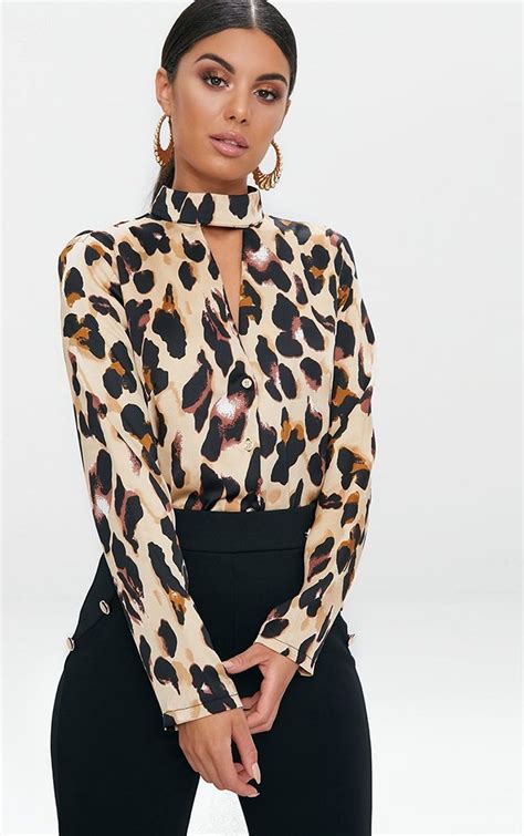 How To Get Attractive Look With 11 Women's Animal Print Outfits ...
