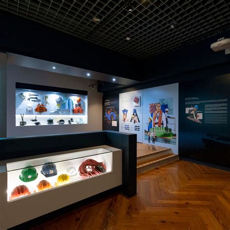 El Canal en manos panameñas - Museo del Canal Interoceánico de Panamá