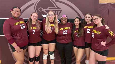 Notre Dame-Bishop Gibbons volleyball players raise money for breast ...
