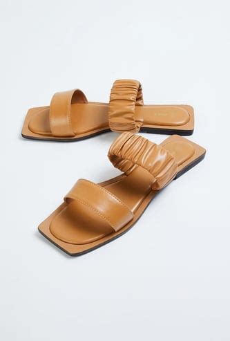 Ladies Sandals - Buy Fancy Sandals for Women in India | Max Fashion