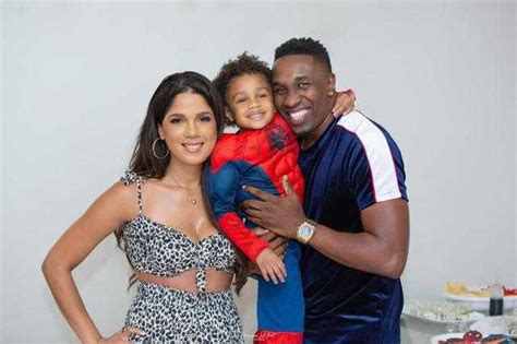 Dwayne Bravo Career Cricketer Father Mother Marriage Wife