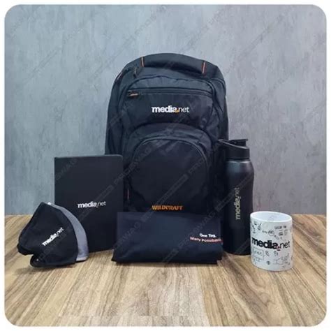 Order Onboarding/Joining Kits to Welcome New Employees with Company ...