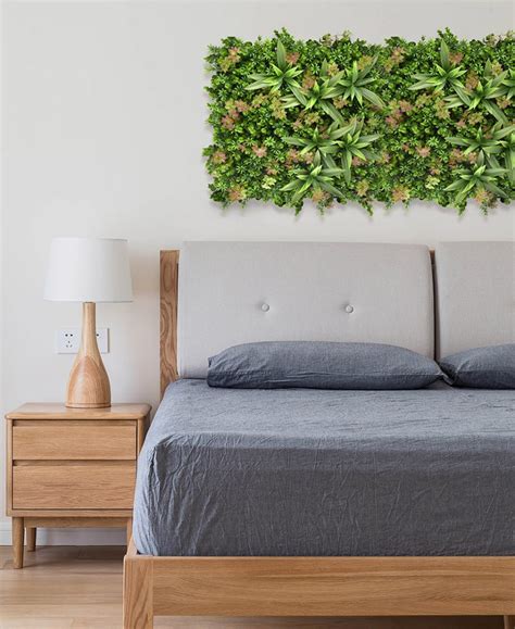 https://www.eden-vert.com/wp-content/uploads/2024/04/7.artificial-plants-wall-for-bedroom-838x1024.jpg
