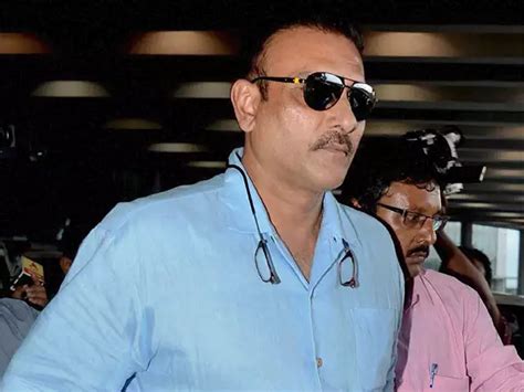 A guide, a mentor - Guess how much Ravi Shastri & Co will earn as India ...