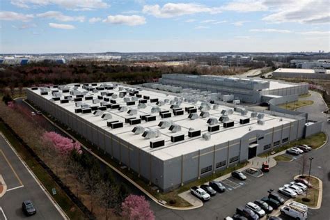 Investors Press Amazon, Microsoft and Google on Water, Power Use in US ...