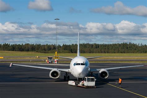 Dry and wet aircraft leasing: what is the difference? - AeroTime