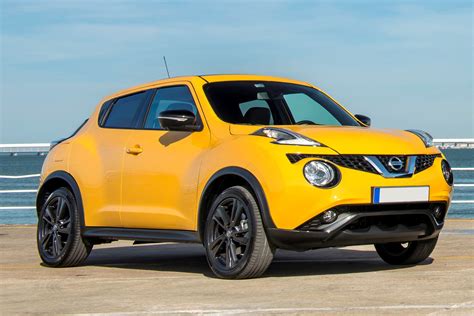 Nissan Juke Tekna review | Carbuyer
