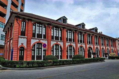 5所医科大学过去都是211，合并后成了985，如今都是最好的医学院_湘雅医学院_发展_上海医学院