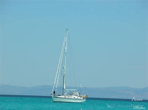MERRYN, Sailing vessel - Details and current position - MMSI 232017606 ...