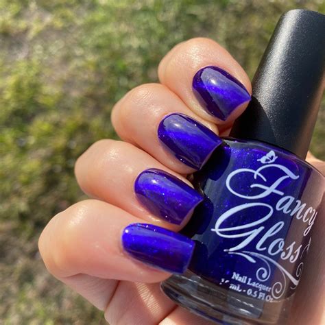 Buy Fancy Gloss- Violet Eclipse Blue Magnetic Nail Polish | ILMP