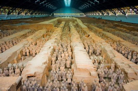 Private Day Tour of Xi'an Mausoleum of the First Qin Emperor ...