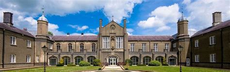 Cheapest Tuition Fees in UK - 10 Universities | Road to Abroad