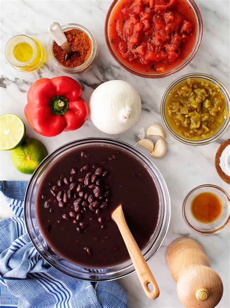 Black Bean Chili Recipe - Love and Lemons