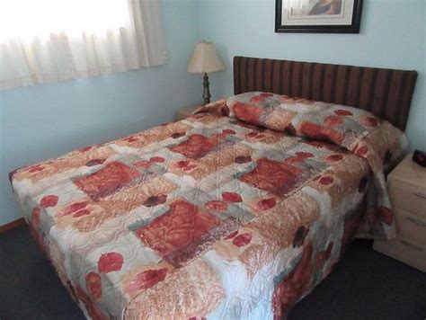 MOUNTAIN VIEW INN (Creston) - Motel Reviews & Photos - Tripadvisor