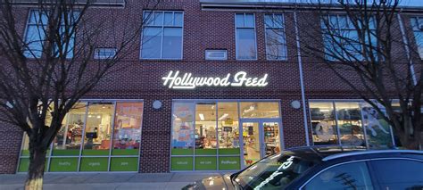 Hollywood Feed at 2863 N High St, Columbus, OH