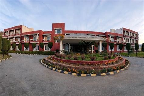 Shri Mata Vaishno Devi University Katra B.A Review by Student ...