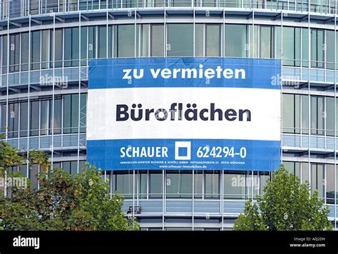 Building Closed Sign 的图像结果