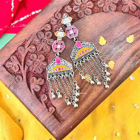 Mahi Silver – Dhaarni
