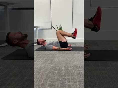 Beginner Leg Raises (yVZmXF671qr)