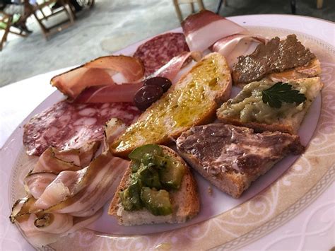 AGRITURISMO LA MIONA (Amola) - Lodging Reviews & Photos - Tripadvisor