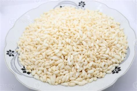 Puffed Rice - Kirtan Namkeen Plain Puffed Rice Manufacturer from Surat