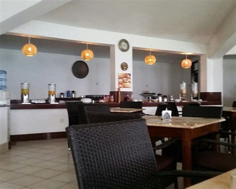 NYALI BEACH HOLIDAY RESORT (Mombasa) - Resort Reviews, Photos, Rate ...